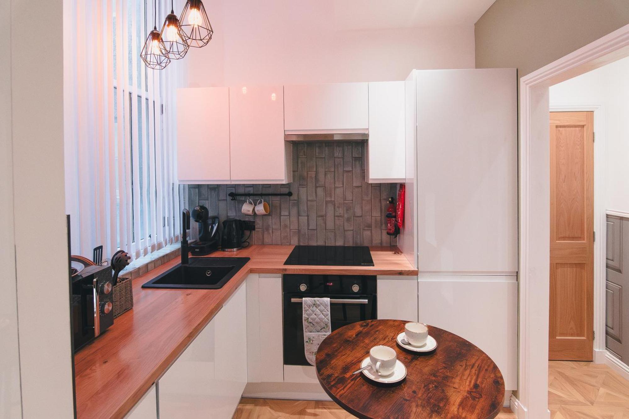 Modern Apartment In Aberdeen City Centre, Guild Street, Free Wifi Eksteriør billede